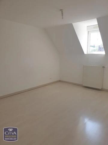 Maison à louer 6 pièces 155m² Ferrière-la-Grande (59680)