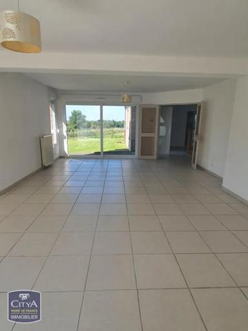 Maison à louer 6 pièces 155m² Ferrière-la-Grande (59680)