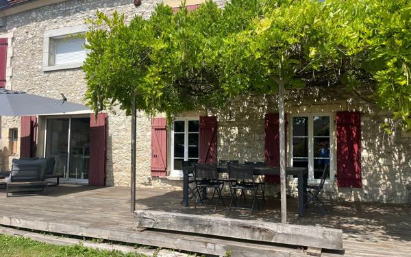 Maison à vendre    5 pièces • 205 m2 Faverolles-et-Coëmy