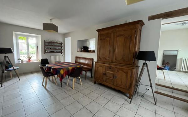 Maison à vendre    5 pièces • 205 m2 Faverolles-et-Coëmy