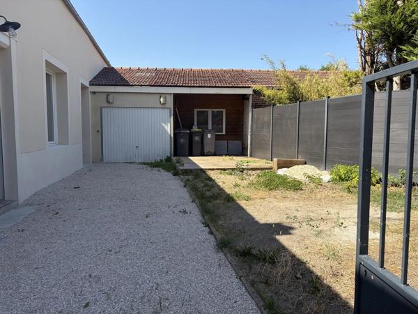Vente                                                      Maison
                        
                     6 pièces                      200 m2                     à Villers-Cotterêts
