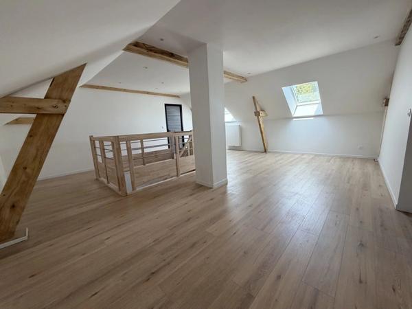 Vente                                                      Maison
                        
                     6 pièces                      200 m2                     à Villers-Cotterêts