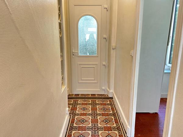 A 5 mn de la gare  de MONTARGIS et 1h de la gare Paris/Bercy - A VENDRE MAISON de VILLE de 90 m2, JARDIN