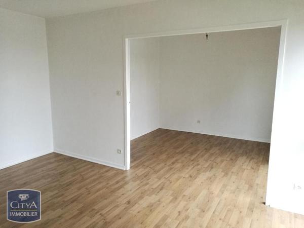 Appartement à louer 2 pièces 47.02m²