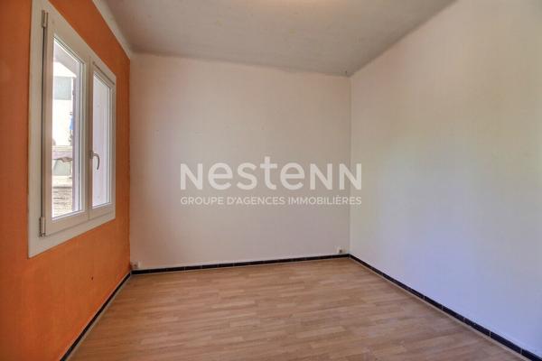 MARIGNANE-Maison T4/5 d'environ 125 m2 sur une parcelle de 446 m2.