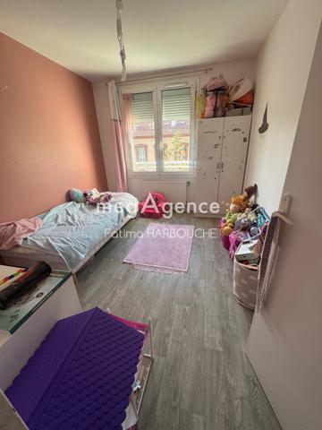 Appartement à SAINT-ETIENNE, 42000 - 4 pièces 86m²