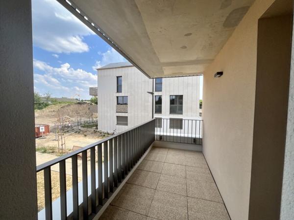 Appartement à louer 800 € CC Tours 3 p 61 m² DPE A
