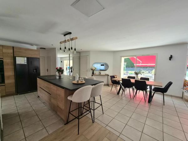Maison à ROCHE-LA-MOLIERE, 42230 - 5 pièces 122m²
