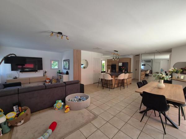 Maison à ROCHE-LA-MOLIERE, 42230 - 5 pièces 122m²
