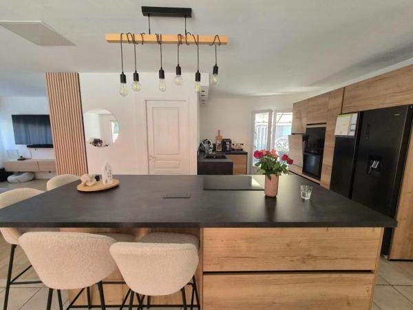 Maison à ROCHE-LA-MOLIERE, 42230 - 5 pièces 122m²