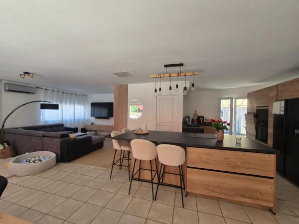 Maison à ROCHE-LA-MOLIERE, 42230 - 5 pièces 122m²
