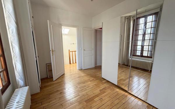 Maison à vendre    4 pièces •  Drancy