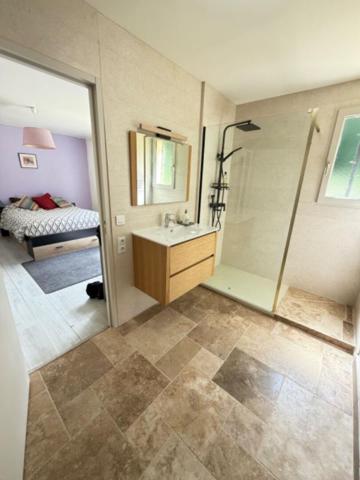 MAISON AVEC PISCINE À 10 MINUTES DE SARLAT