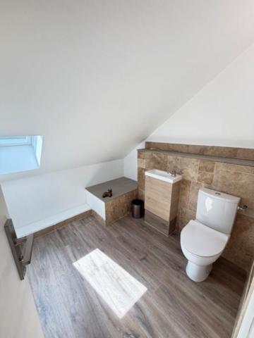 MAISON AVEC PISCINE À 10 MINUTES DE SARLAT