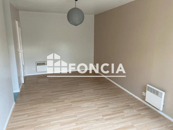 Location Studio 24.67 m² - 49 RUE MARENGO Le Mans 72000