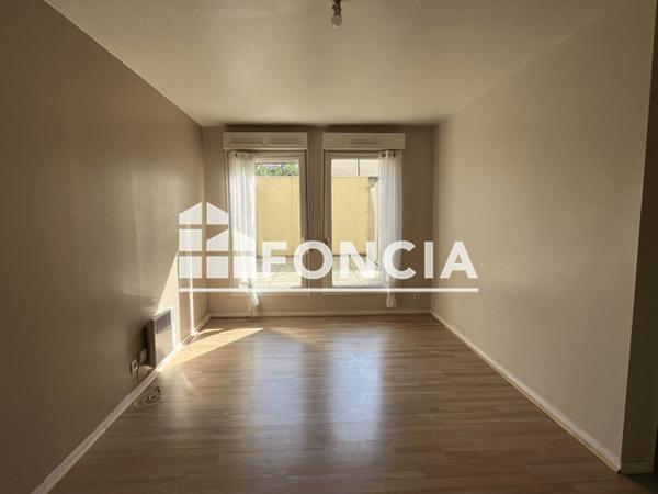 Location Studio 24.67 m² - 49 RUE MARENGO Le Mans 72000
