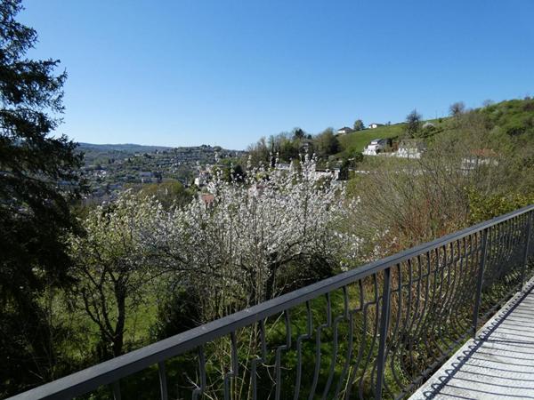 Maison sur les hauteurs de Tulle vue dégagée - au calme