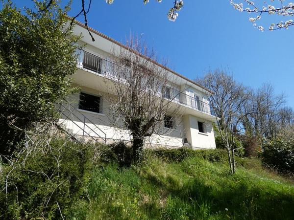 Maison sur les hauteurs de Tulle vue dégagée - au calme