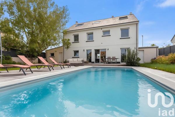 Maison à vendre 9 pièces 198 m² Couëron