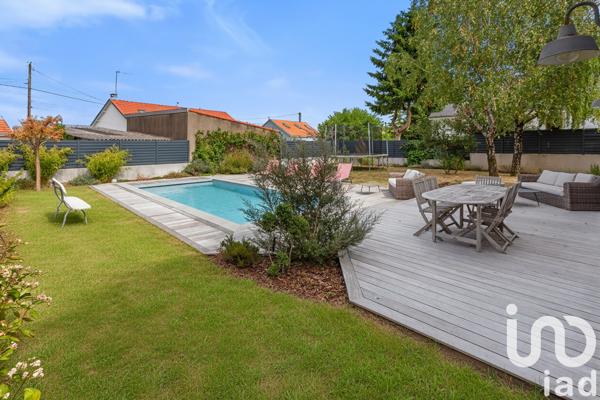 Maison à vendre 9 pièces 198 m² Couëron