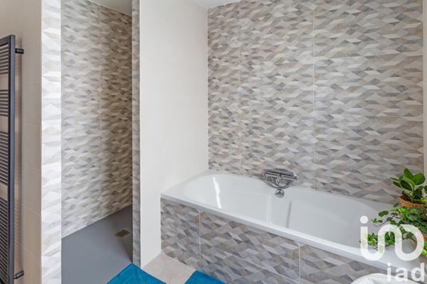 Maison à vendre 9 pièces 198 m² Couëron