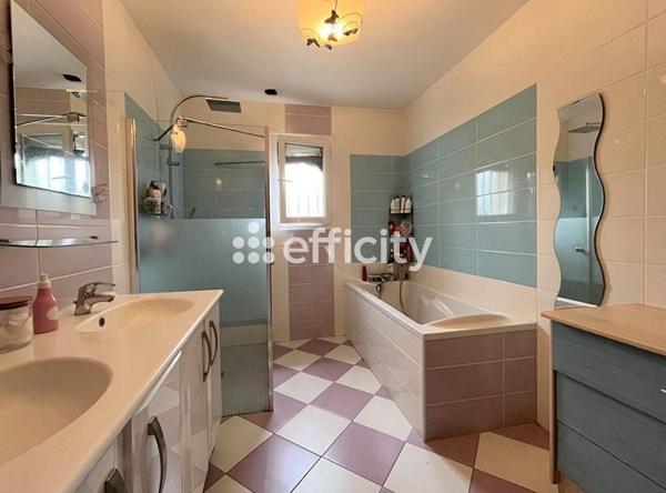 Maison 7 pièces - 166 m²