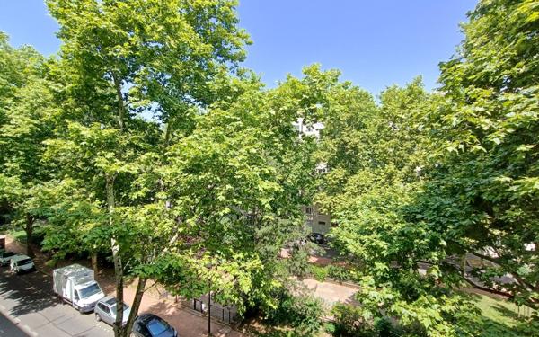 Appartement à vendre    3 pièces • 65,03 m2 Lyon 3