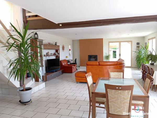 Longère en pierres à Martigné sur Mayenne