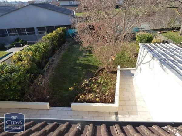 Maison à louer 4 pièces 83.3m² Riom (63200)