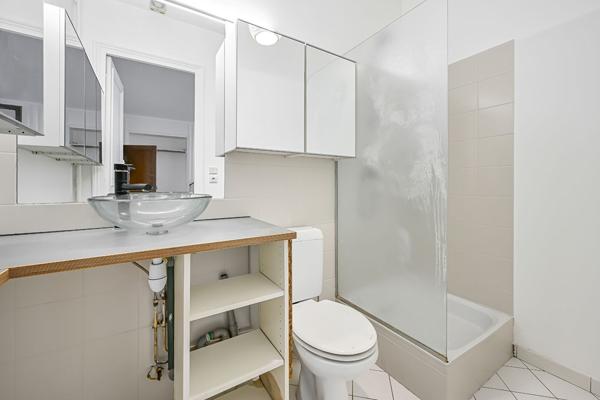 Studio 29.85 m² - Paris 17e - PARIS