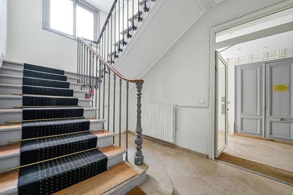 Studio 29.85 m² - Paris 17e - PARIS