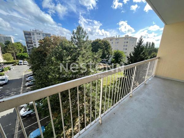 A vendre : T3 avec balcon, vue degagee et parking a Chilly-Mazarin