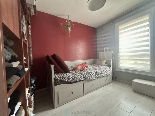 MAISON COUP DE COEUR  AVEC GARAGE.