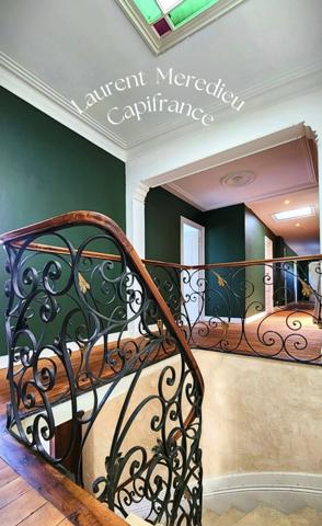 Maison bourgeoise avec dépendances – St-André-de-Cubzac