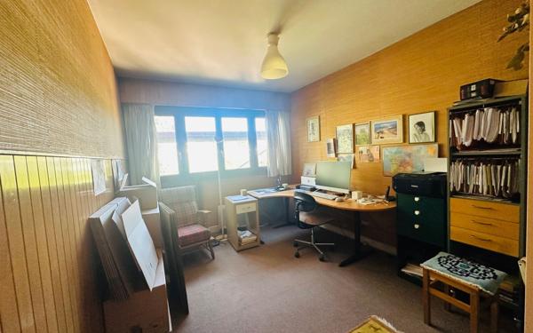 Appartement à vendre    6 pièces • 141,02 m2 Noisy-le-Roi