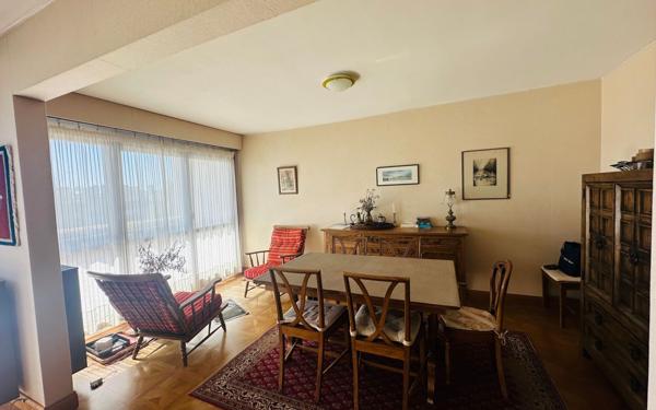 Appartement à vendre    6 pièces • 141,02 m2 Noisy-le-Roi