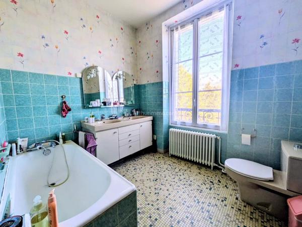 Vente Propriété 7 pièces 196 m2 à Neufchâteau