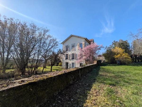 Vente Propriété 7 pièces 196 m2 à Neufchâteau