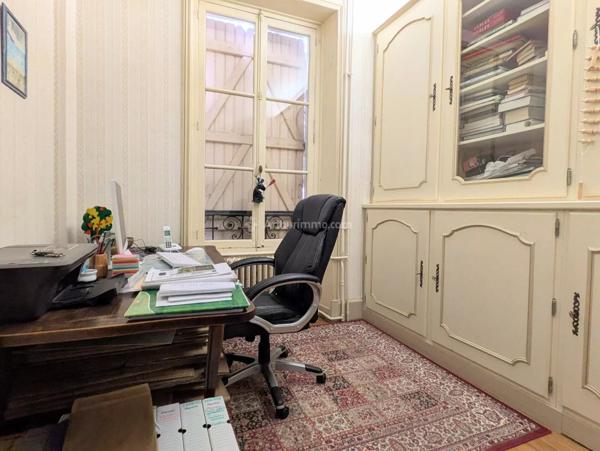 Vente Propriété 7 pièces 196 m2 à Neufchâteau