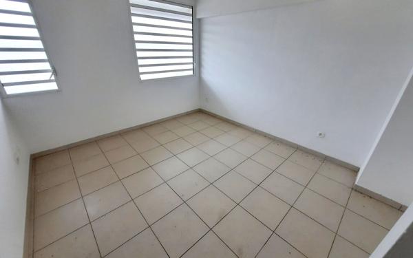 Appartement à vendre    5 pièces •  Cayenne
