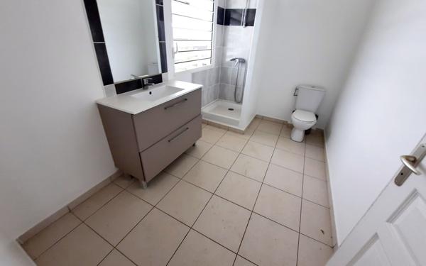 Appartement à vendre    5 pièces •  Cayenne