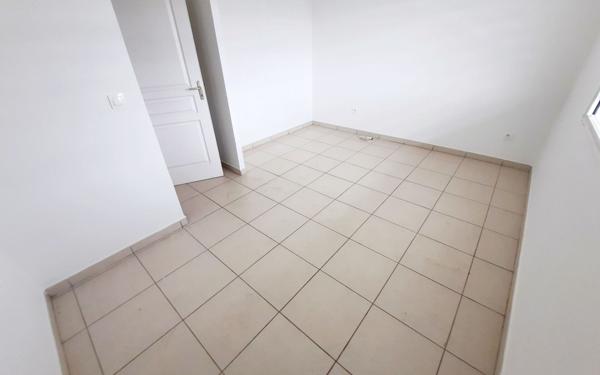 Appartement à vendre    5 pièces •  Cayenne