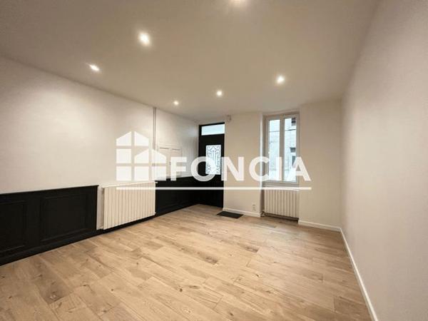 Location Maison 3 pièces 101.9 m² - 19 RUE GAMBETTA Villeneuve Sur Lot 47300