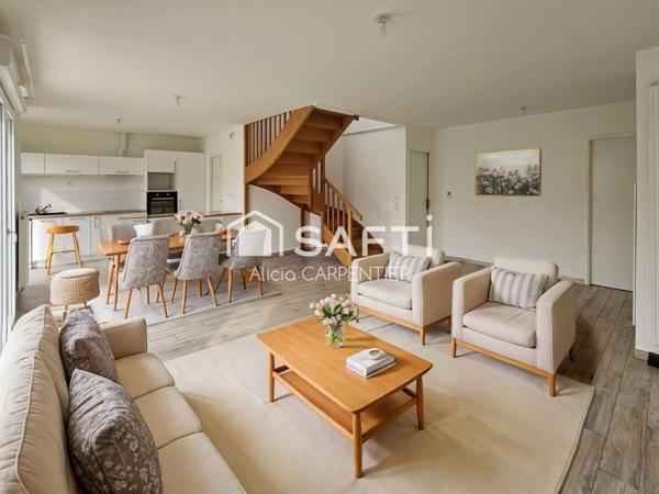 Maison récente avec 4 chambres et un garage