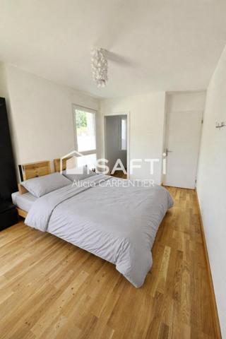 Maison récente avec 4 chambres et un garage