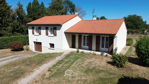 Maison familiale 4 chambres – Terrain 6 677 m² – Sans vis-à-vis Lusignan (86600)