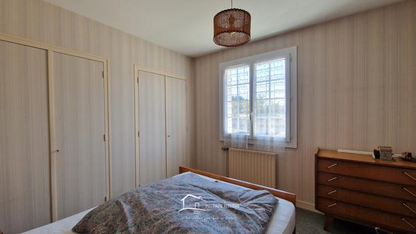 Maison familiale 4 chambres – Terrain 6 677 m² – Sans vis-à-vis Lusignan (86600)