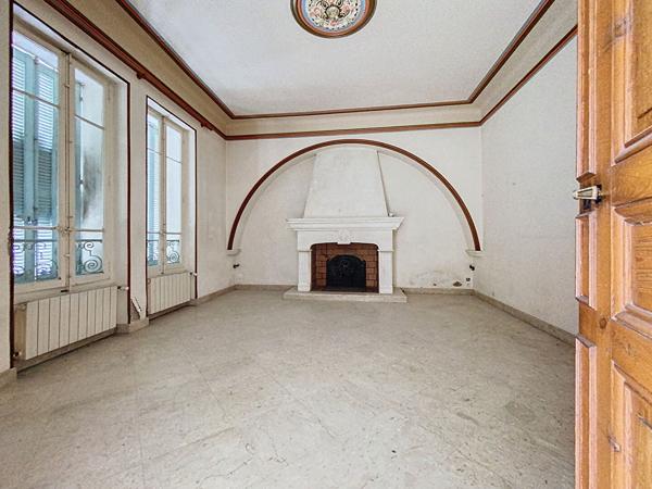 Location bureau Salon-de-Provence - 98 m² - 1 200 €/mois