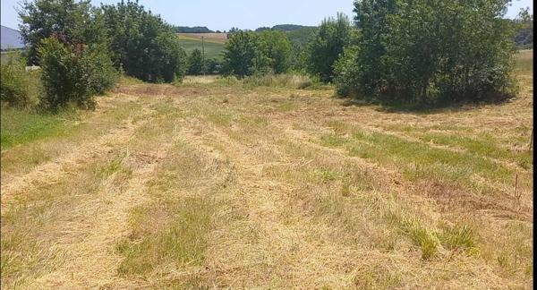 Terrain à bâtir à Augnax