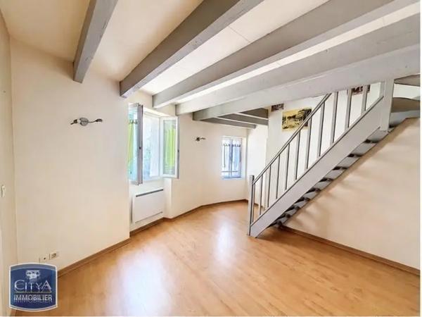 Appartement à louer 3 pièces 52.76m² Aubagne (13400)